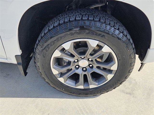 Certified 2023 Chevrolet Silverado 1500 High Country w/ Z71 Off-Road Package image 16