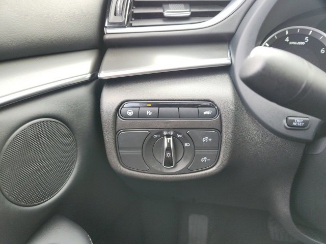 Used 2025 INFINITI QX50 Luxe image 38