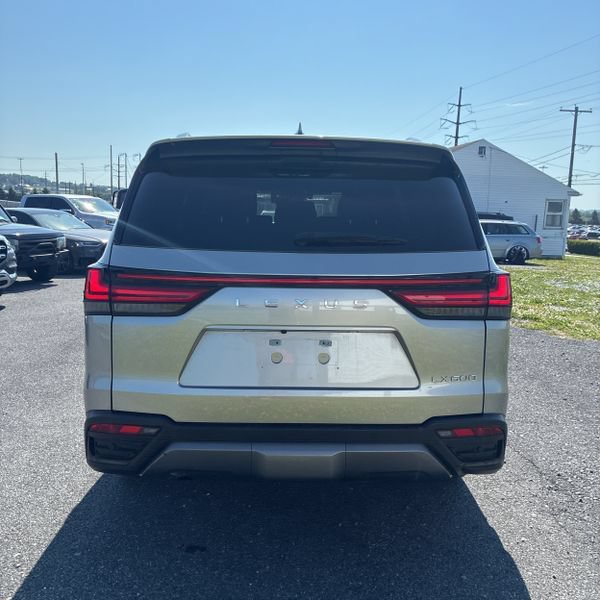 Used 2023 Lexus LX 600 4WD w/ Appearance Package image 16