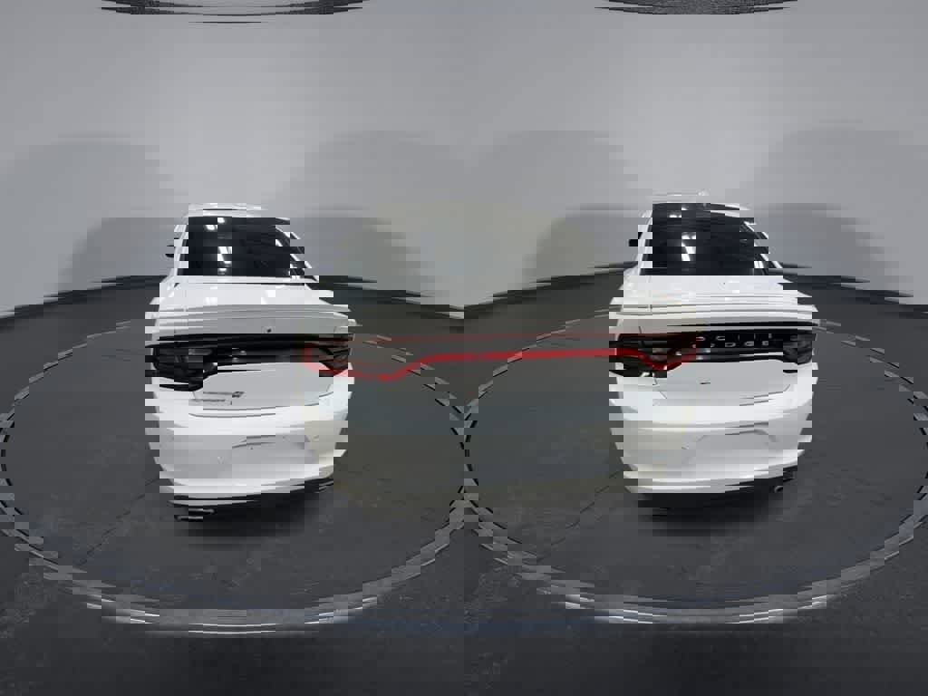 Used 2018 Dodge Charger GT image 7