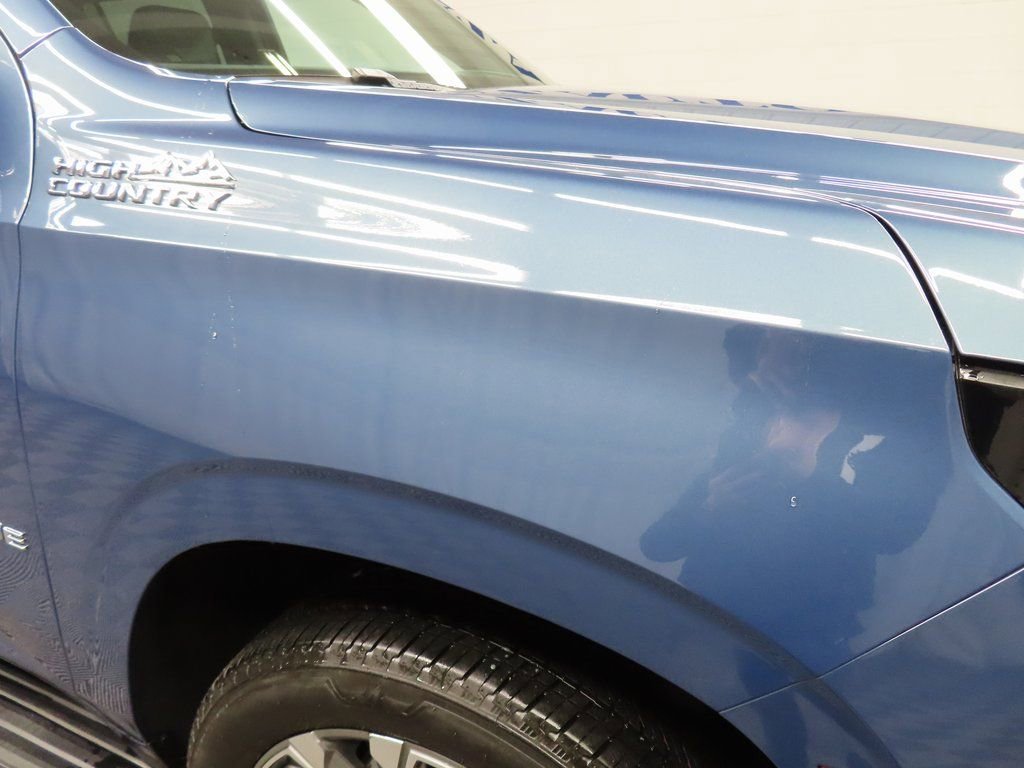 Used 2025 Chevrolet Tahoe High Country image 36