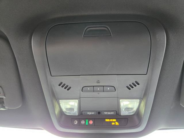 Used 2024 Buick Enclave Premium image 22