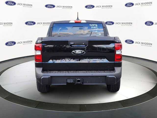 New 2025 Ford Maverick Lariat w/ Black Appearance Package image 4