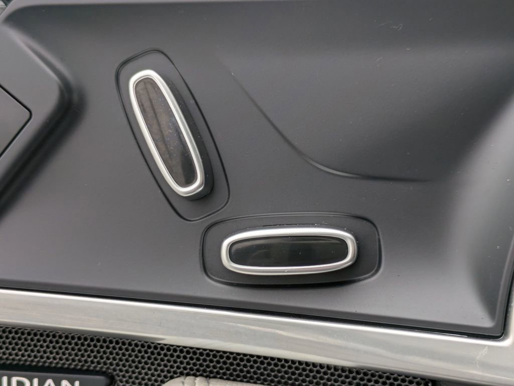 Used 2023 Jaguar F-TYPE Coupe image 14