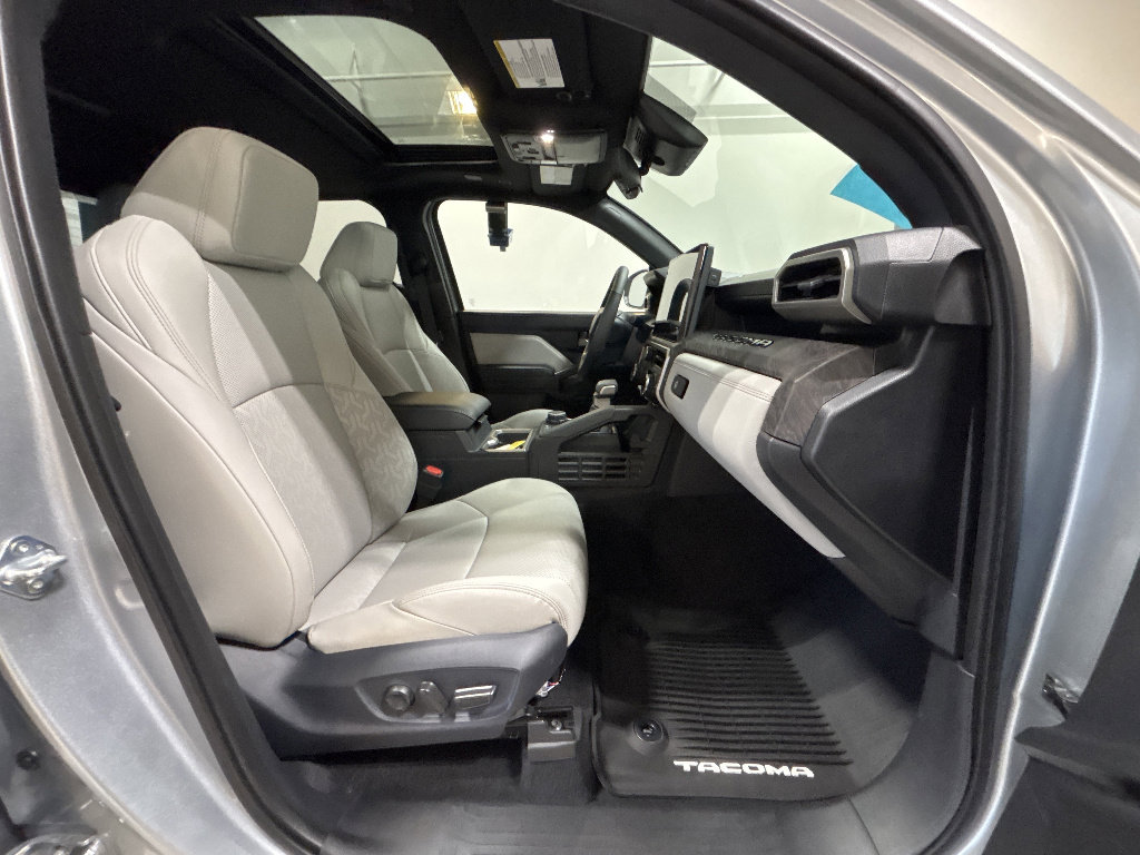 New 2026 Toyota Tacoma Limited AWD/4WD image 19
