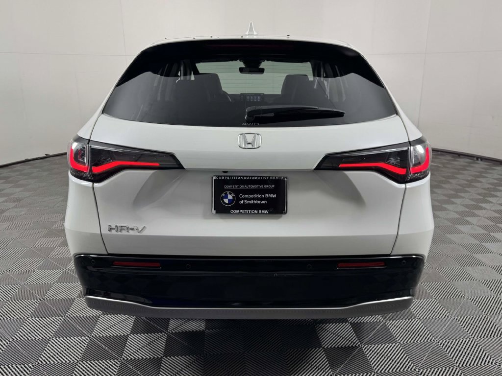Used 2024 Honda HR-V EX-L image 9