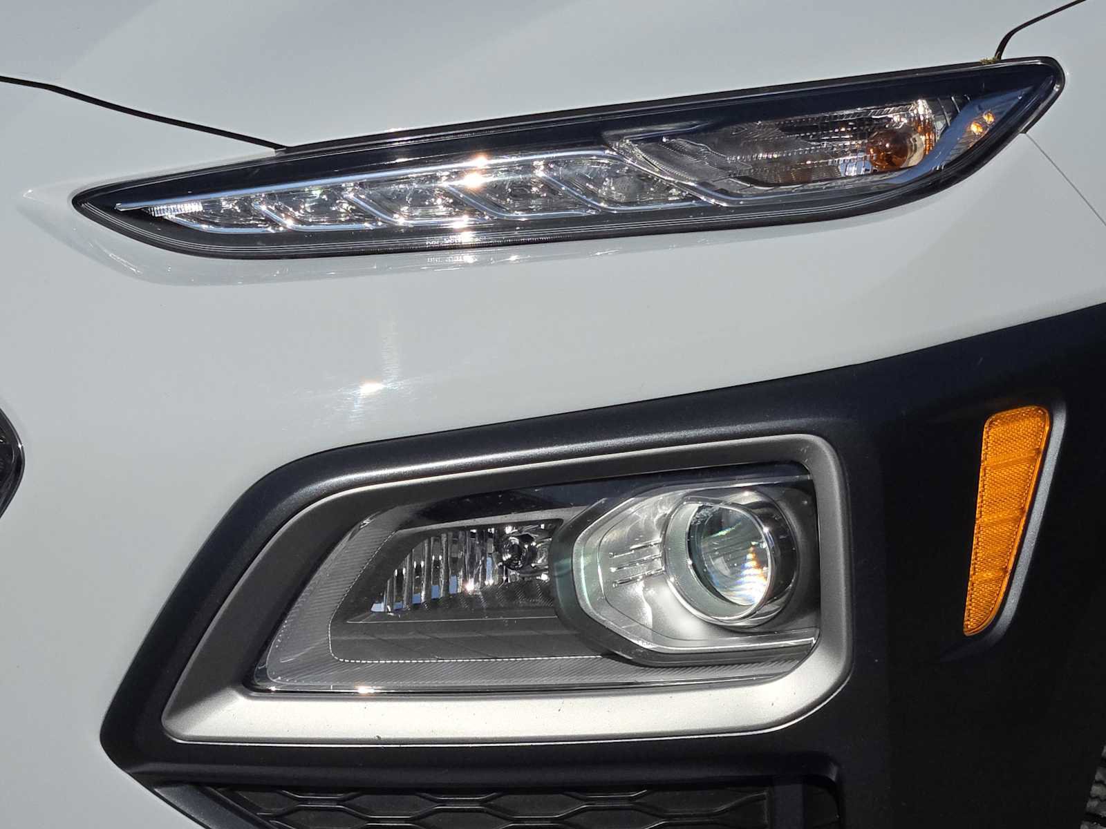 Used 2021 Hyundai Kona Ultimate FWD image 9