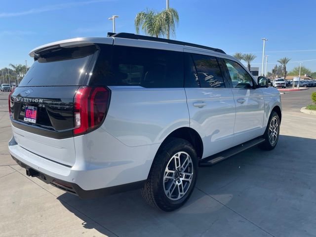 New 2026 Ford Expedition Active image 5