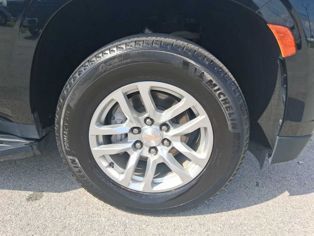 Used 2024 Chevrolet Tahoe LT AWD/4WD image 34
