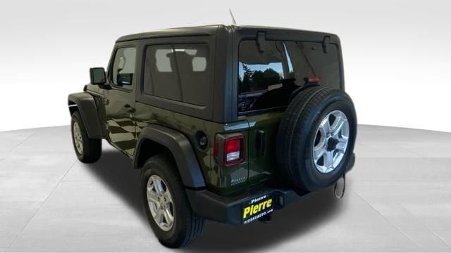 Used 2022 Jeep Wrangler Sport S image 2