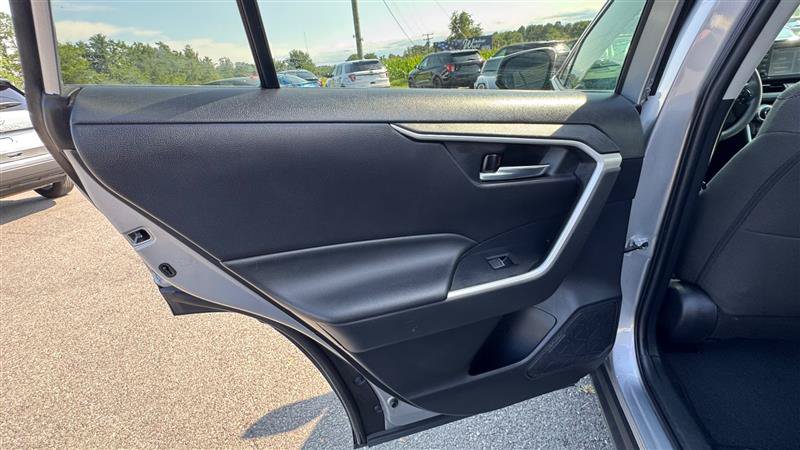 Used 2022 Toyota RAV4 XLE w/ Convenience Package AWD/4WD image 36