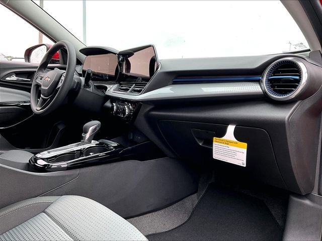 New 2026 Chevrolet Trax LT FWD image 9