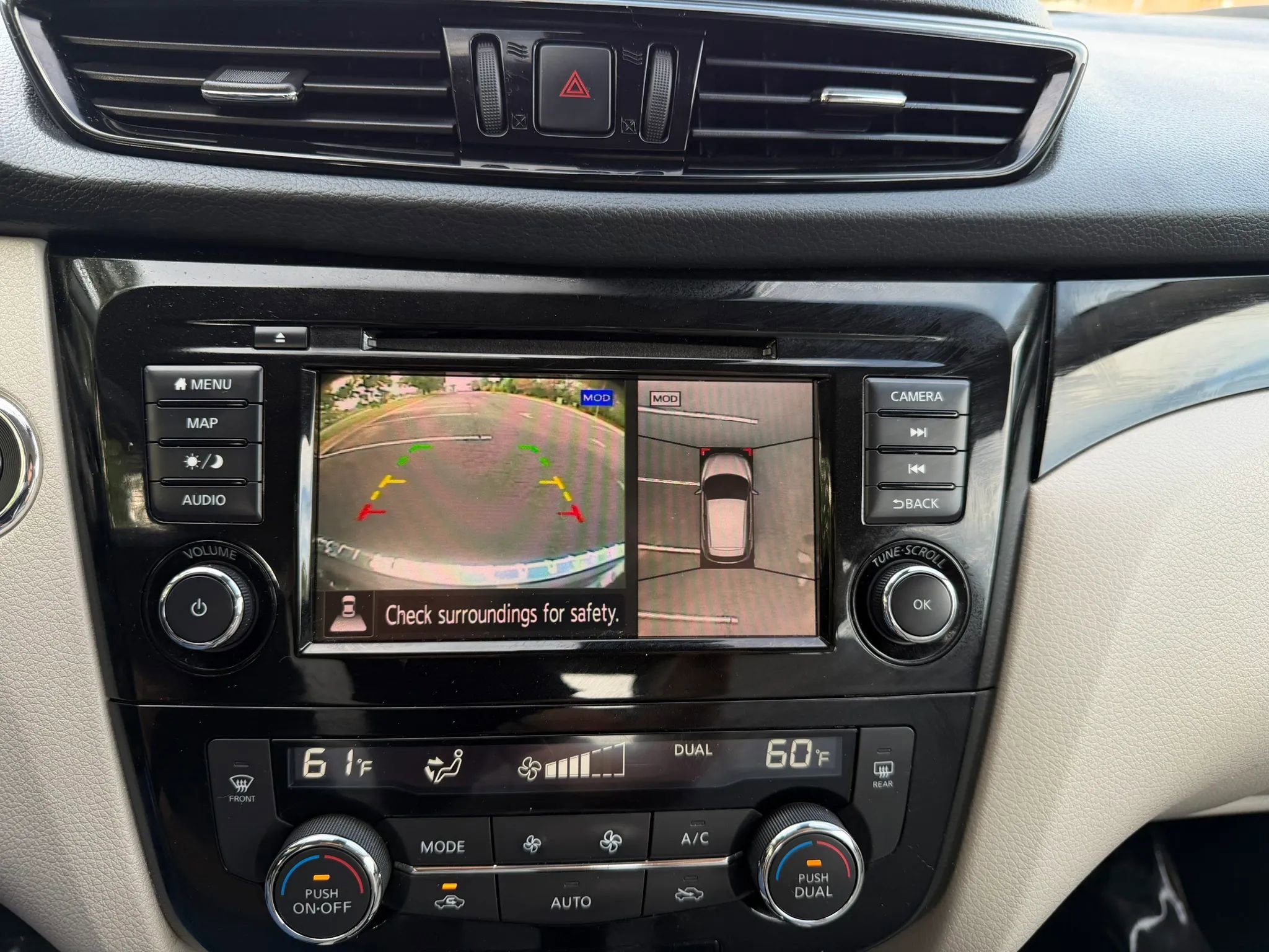 Used 2022 Nissan Rogue Sport SL image 16