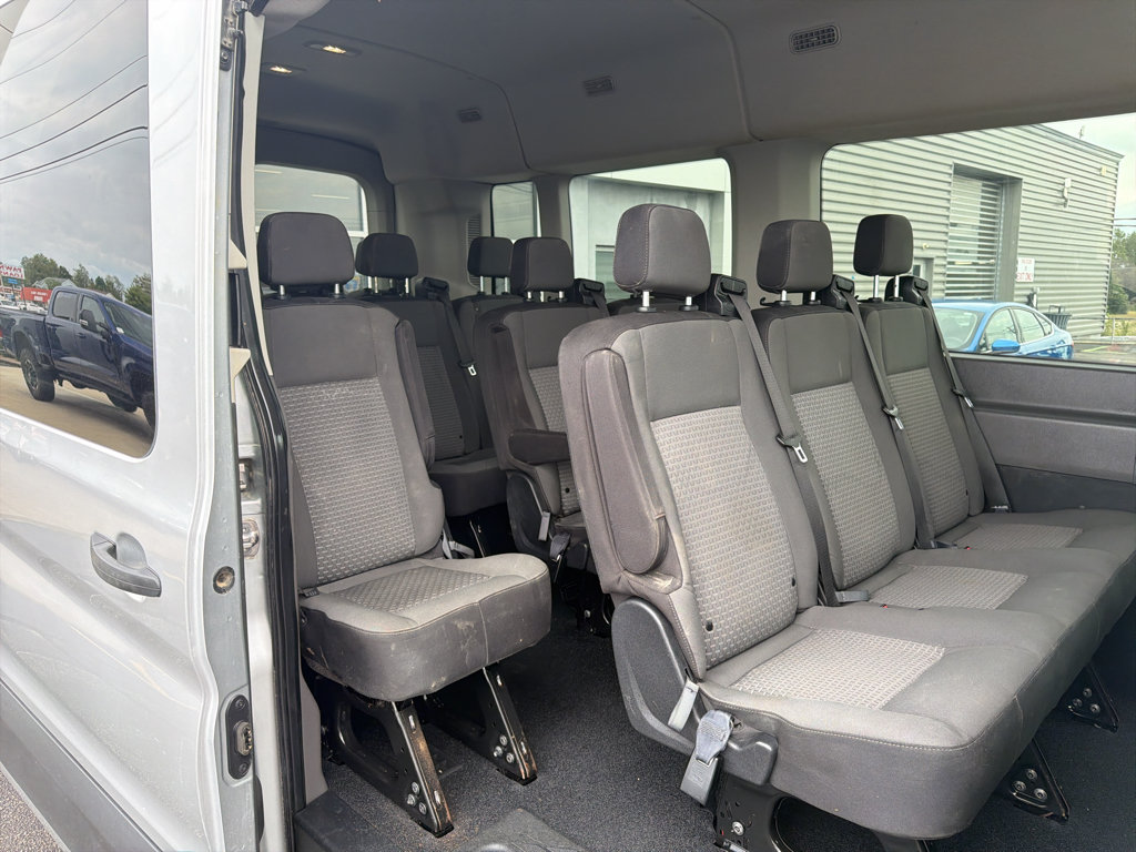 Used 2024 Ford Transit 350 XLT RWD image 9