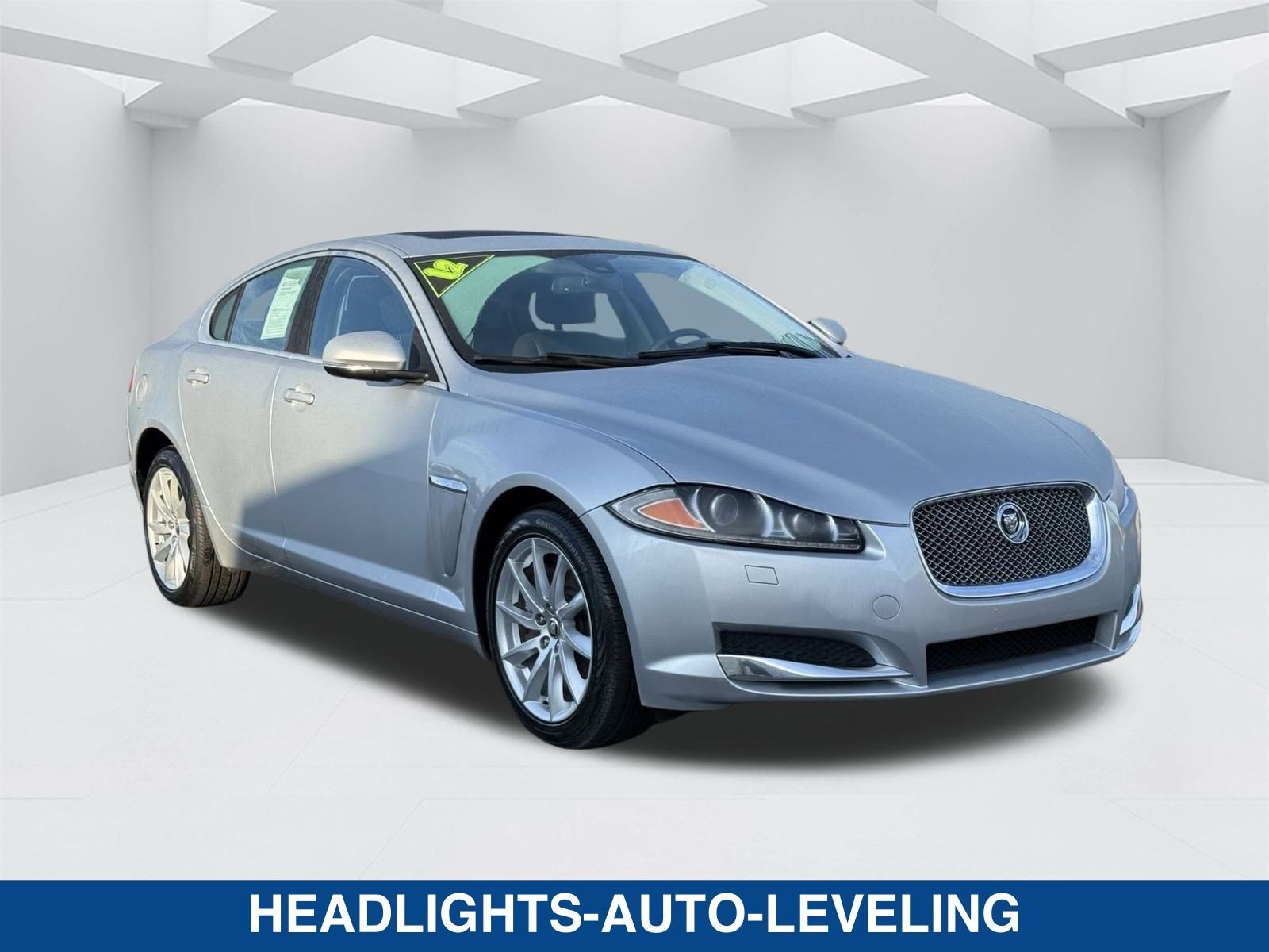 Used 2012 Jaguar XF video 2