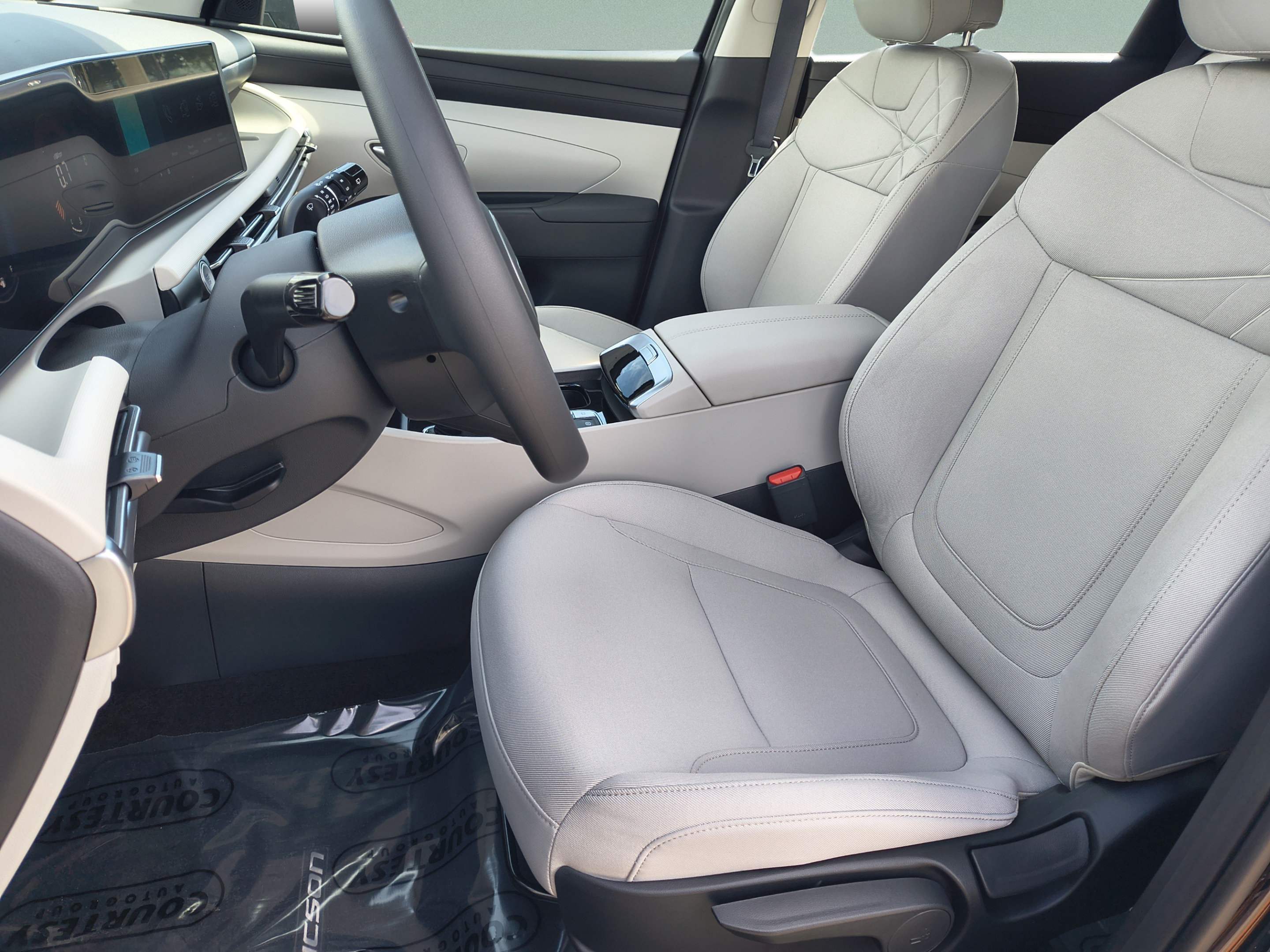 New 2026 Hyundai Tucson SE FWD image 18