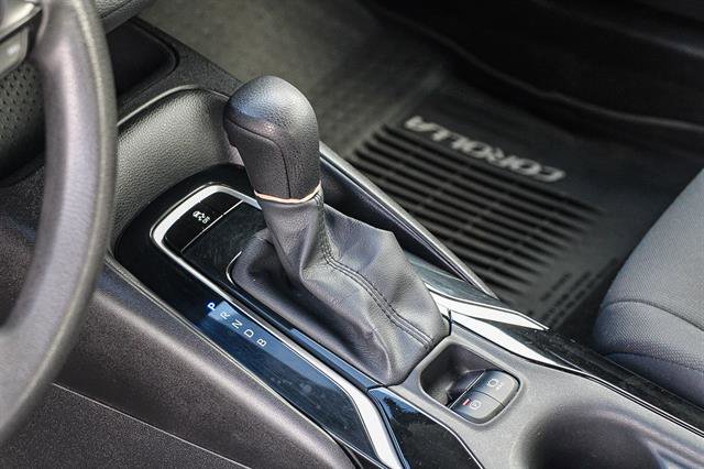 Used 2020 Toyota Corolla LE w/ LE Premium Package image 20