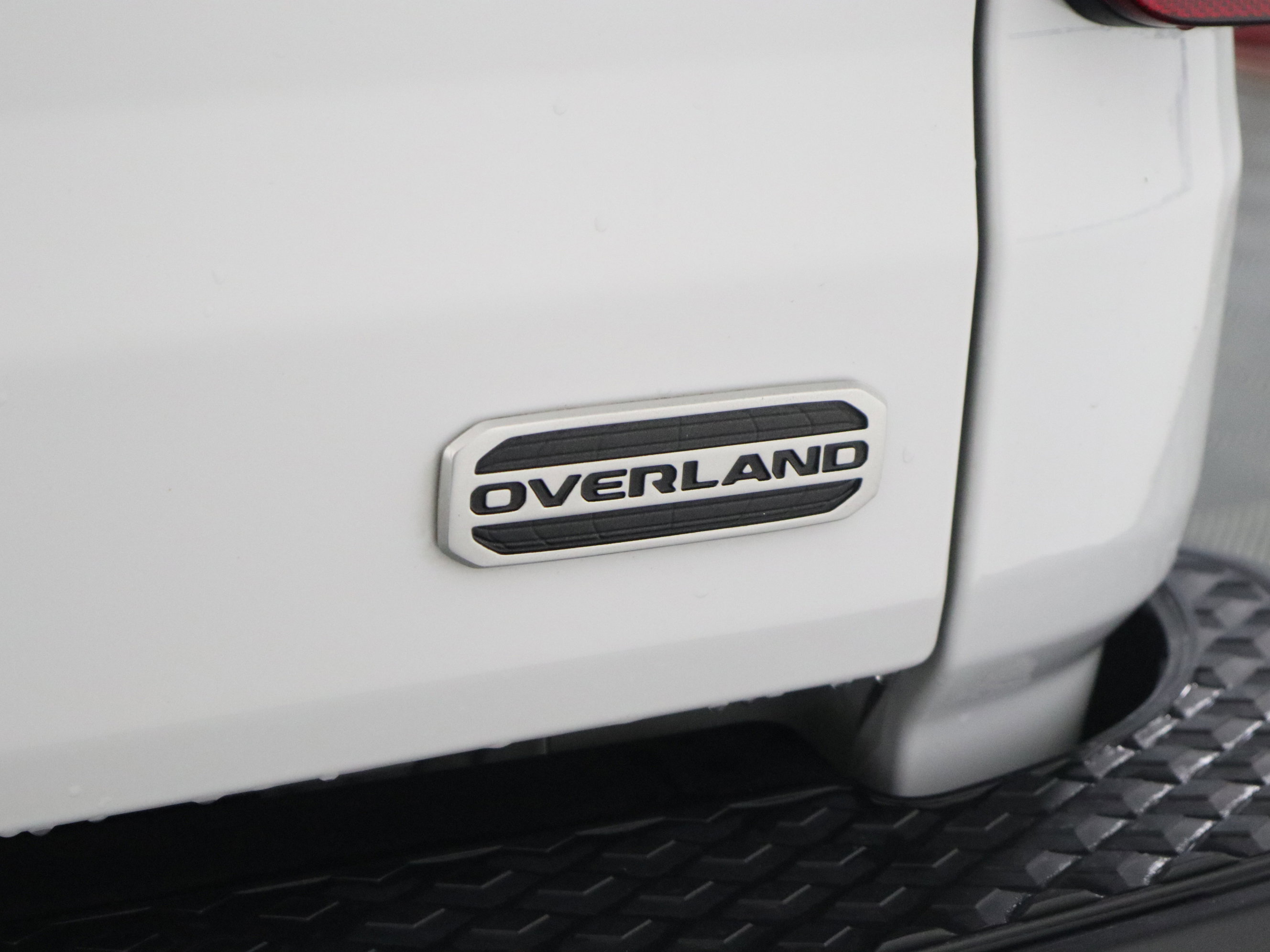 Used 2022 Jeep Gladiator Overland w/ Popular Equipment Package image 32