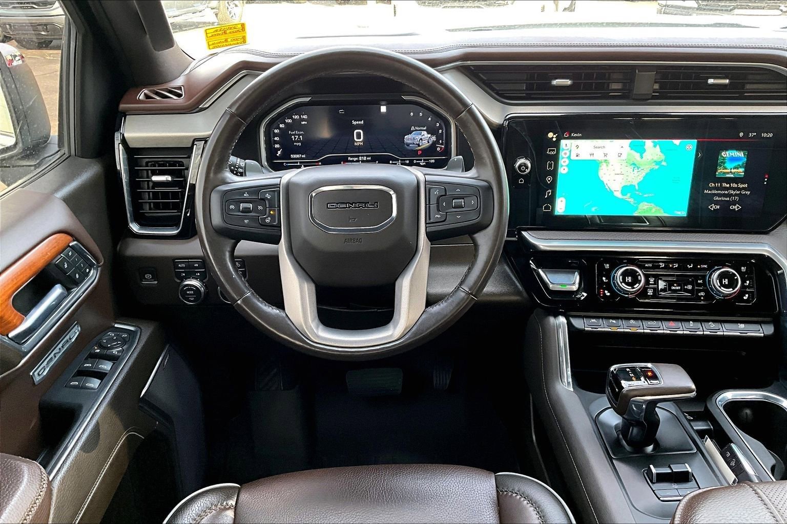 Used 2022 GMC Sierra 1500 Denali w/ Denali Reserve Package image 5