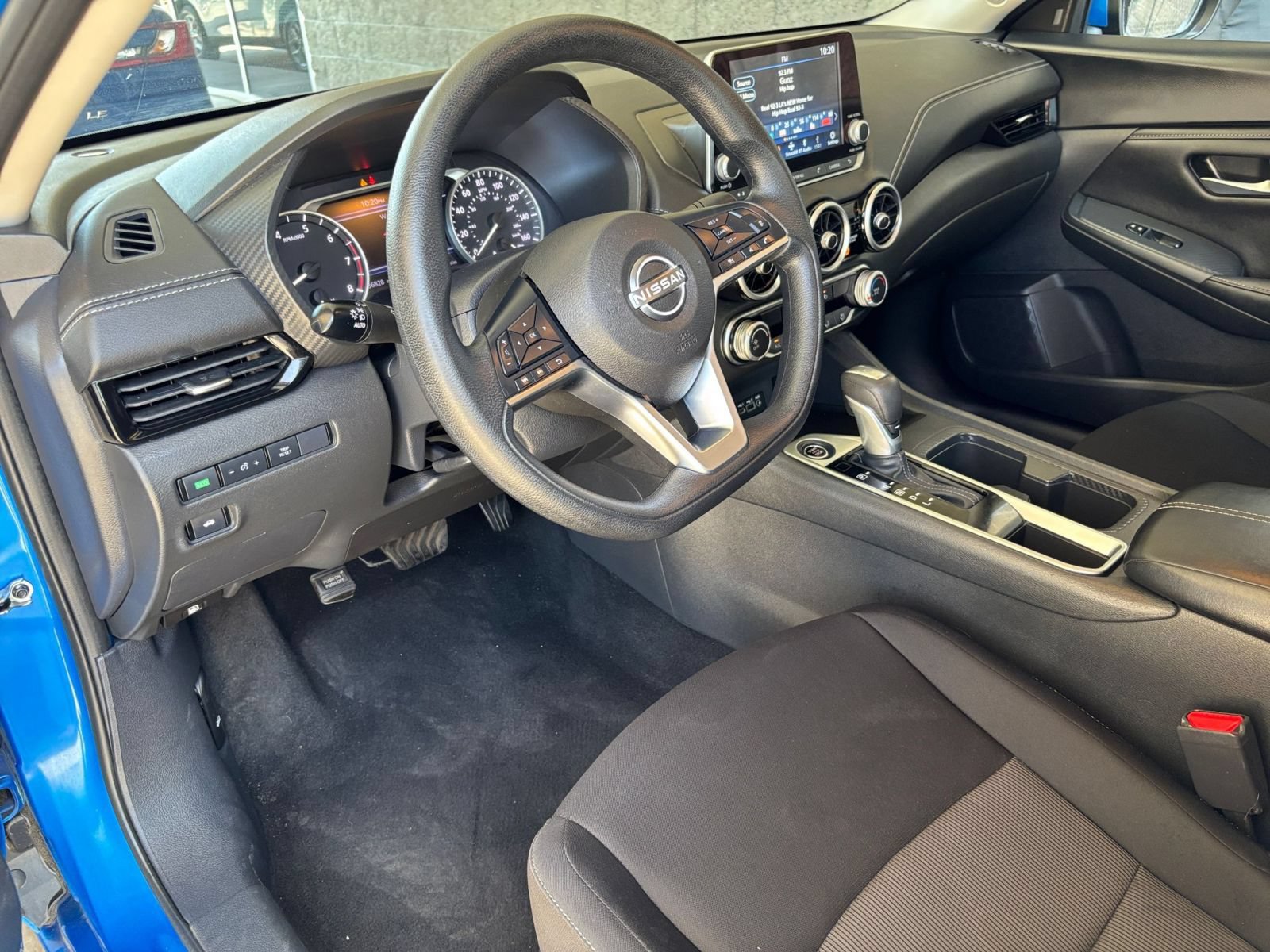 Used 2025 Nissan Sentra SV FWD image 34