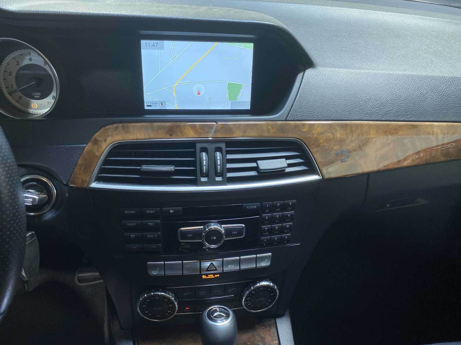 Used 2013 Mercedes-Benz C 300 4MATIC Sedan image 16