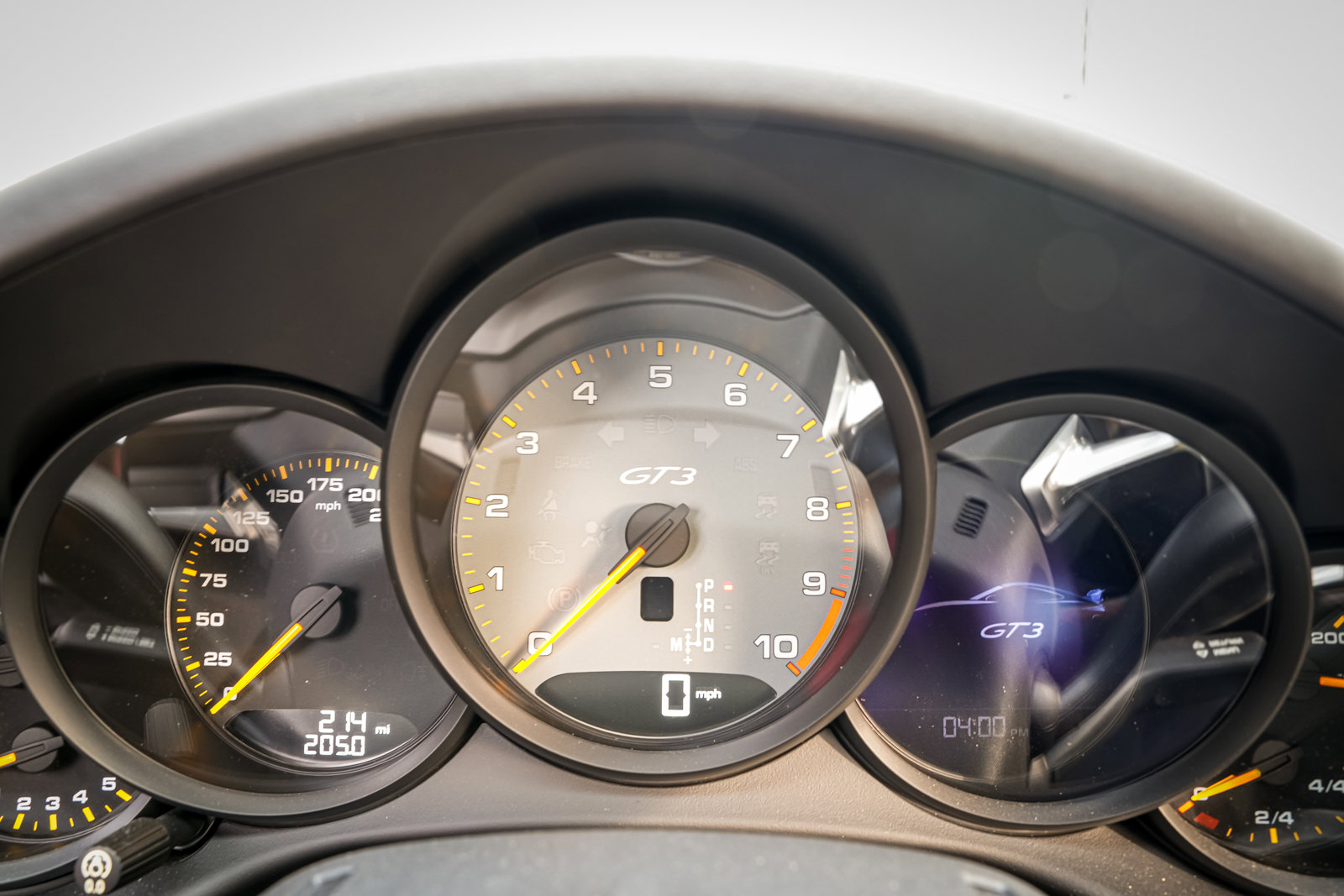 Used 2018 Porsche 911 GT3 RWD image 18