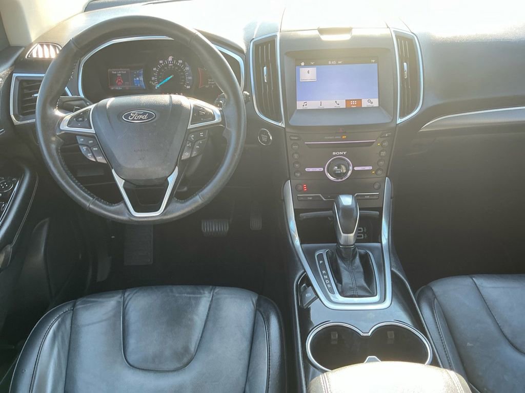 Used 2016 Ford Edge Titanium image 17