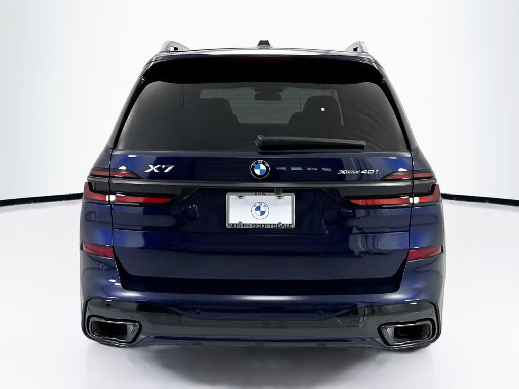 Certified 2026 BMW X7 xDrive40i w/ M Sport Package AWD/4WD image 6