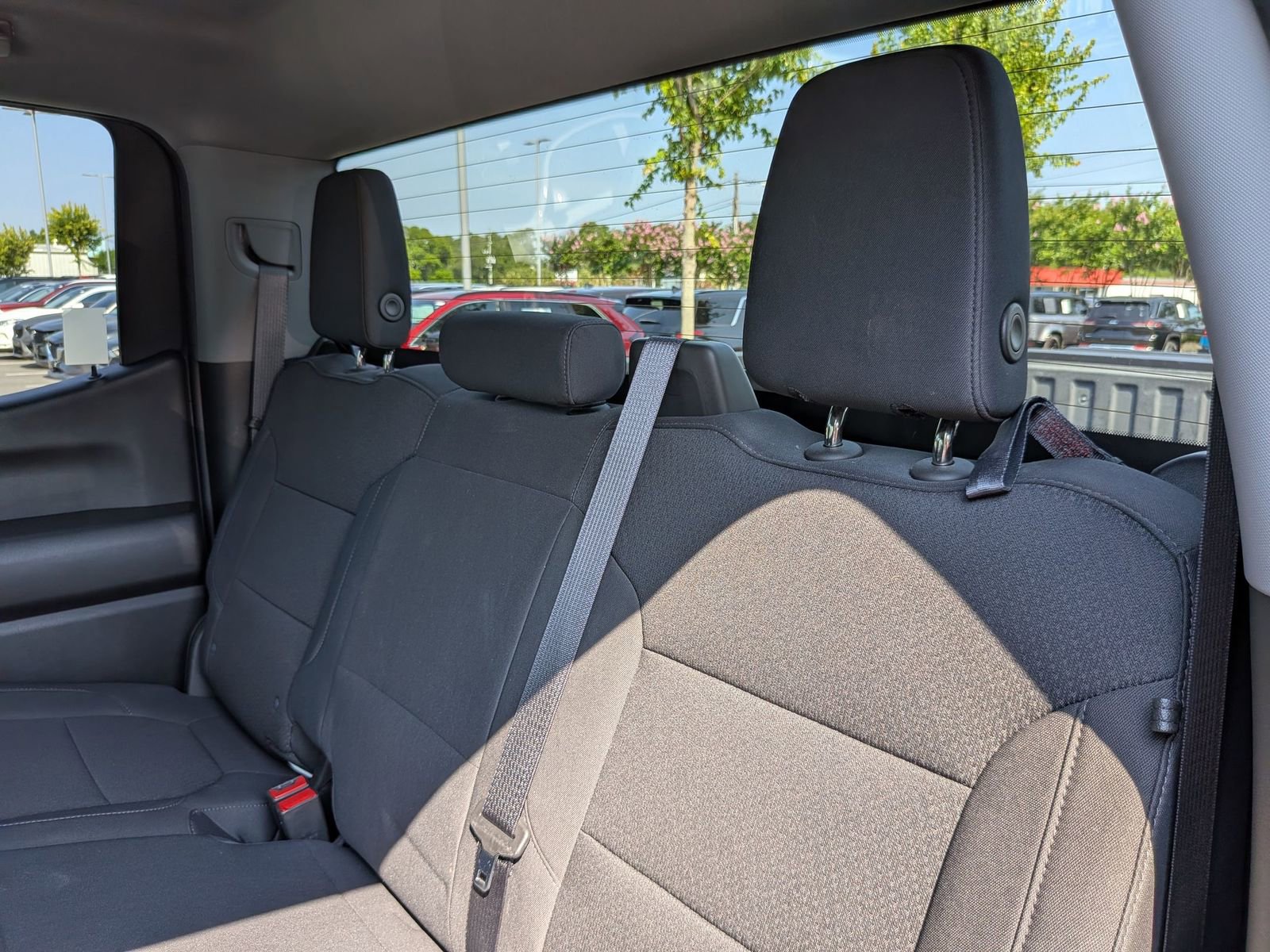 Used 2022 Chevrolet Silverado 1500 Custom AWD/4WD image 29