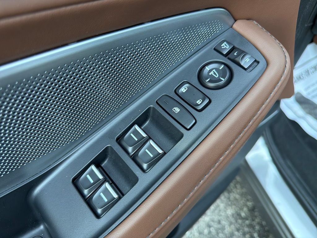 Used 2025 Acura MDX w/ Technology Package AWD/4WD image 24