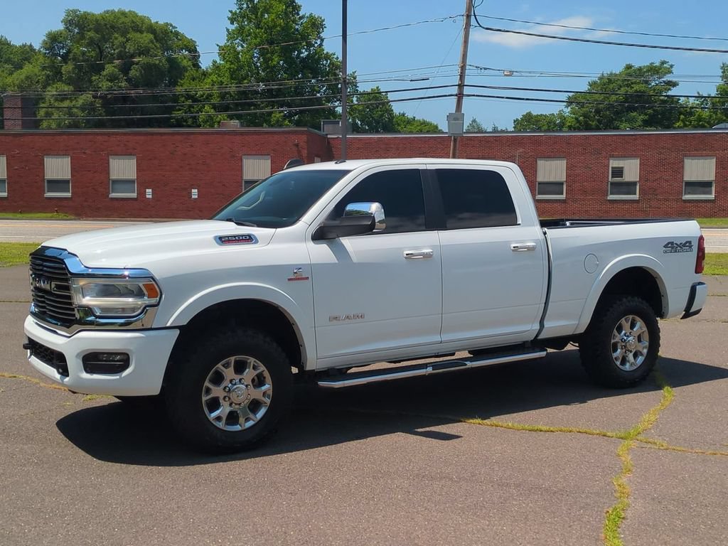 Used 2022 RAM 2500 Laramie AWD/4WD image 2