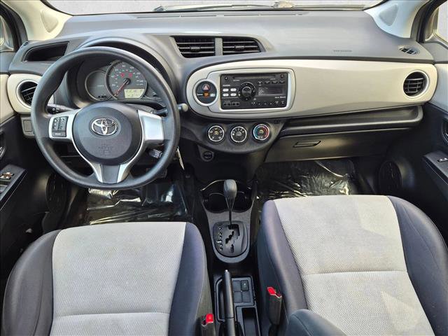 Used 2014 Toyota Yaris LE FWD image 15