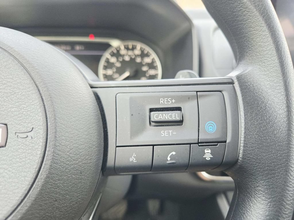 Used 2024 Nissan Rogue SV AWD/4WD image 20