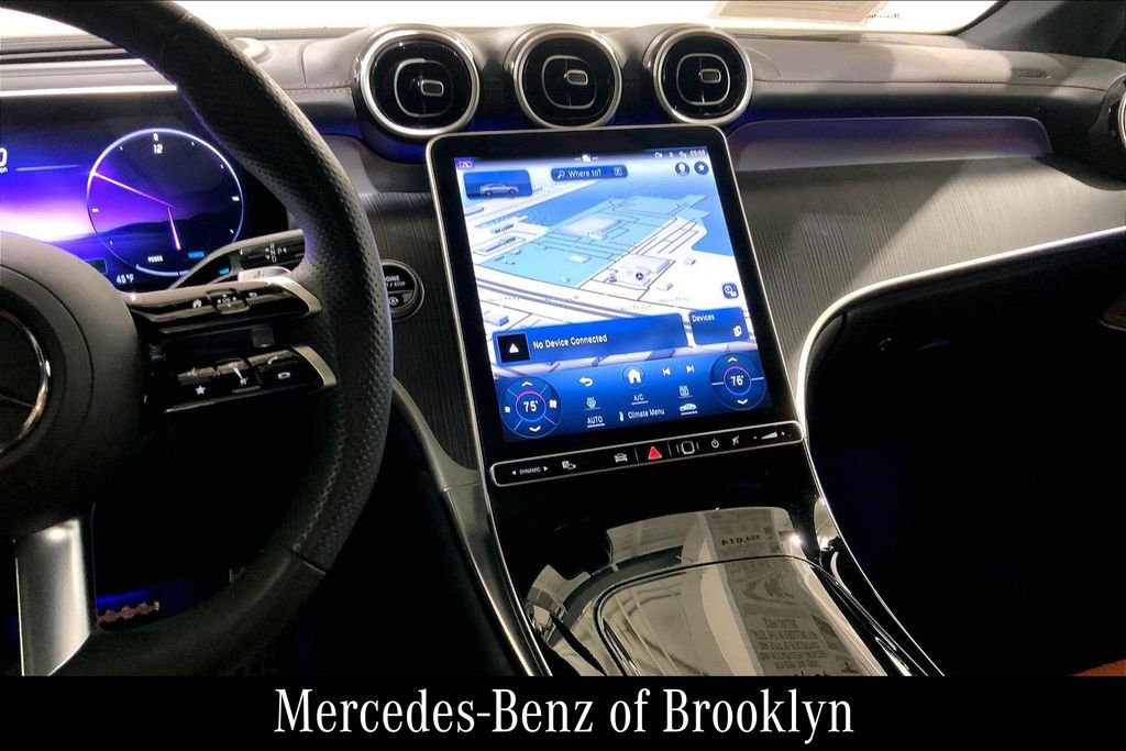 Used 2024 Mercedes-Benz GLC 300 4MATIC image 9