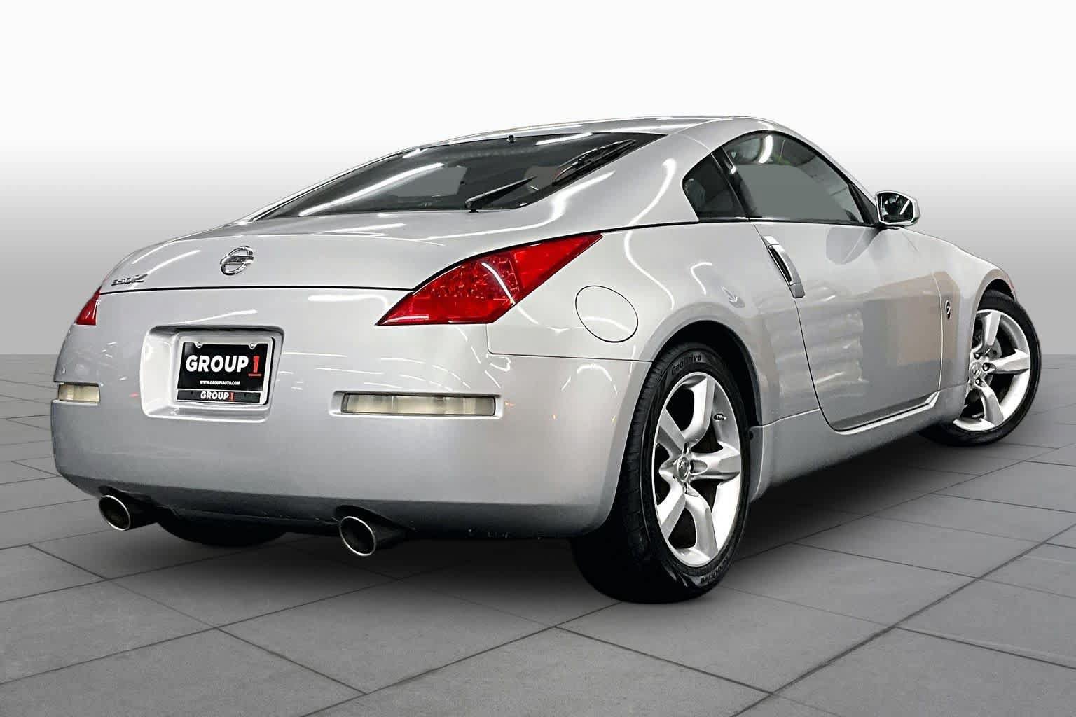 Used 2008 Nissan 350Z Enthusiast w/ Cargo Convenience Pkg RWD image 12