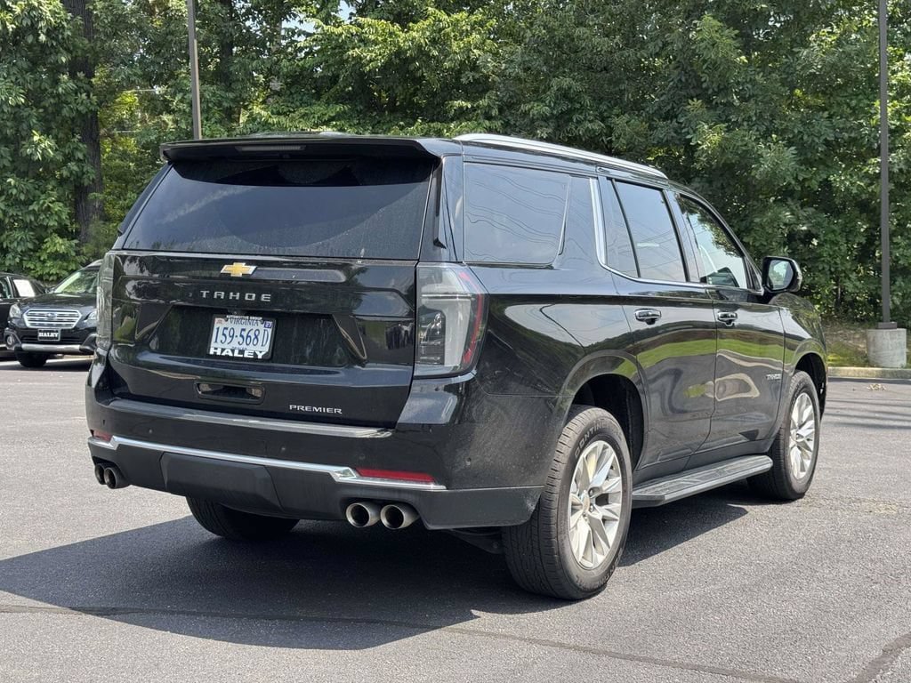Used 2025 Chevrolet Tahoe Premier AWD/4WD image 23