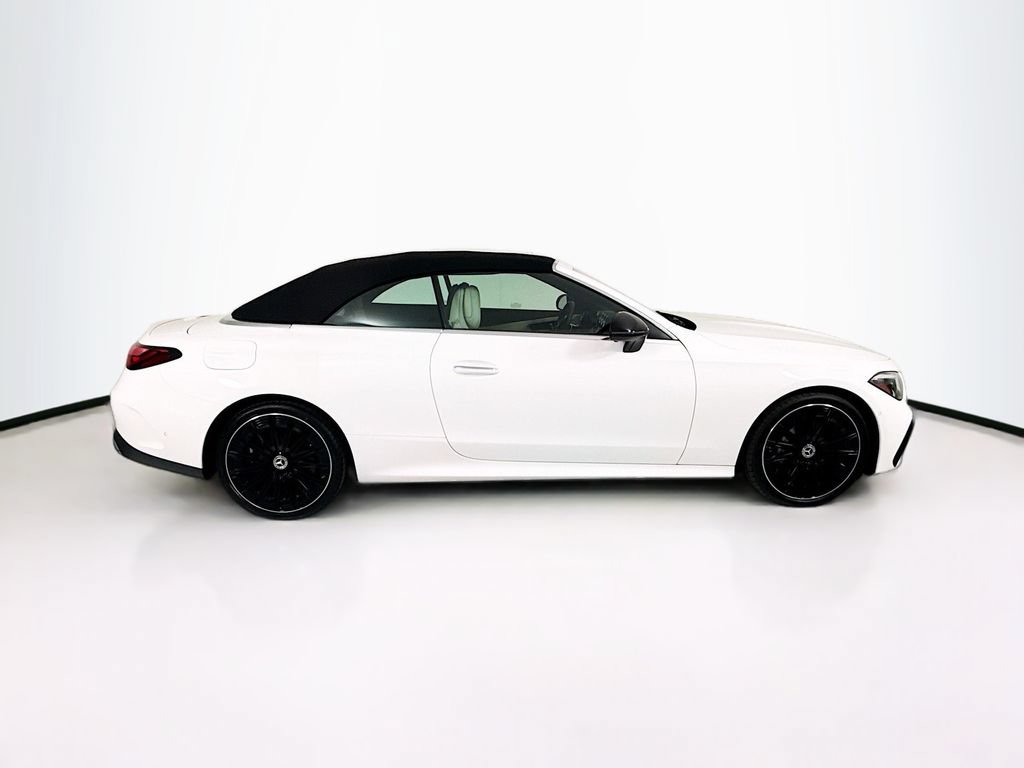 Used 2024 Mercedes-Benz CLE 300 4MATIC Cabriolet image 12