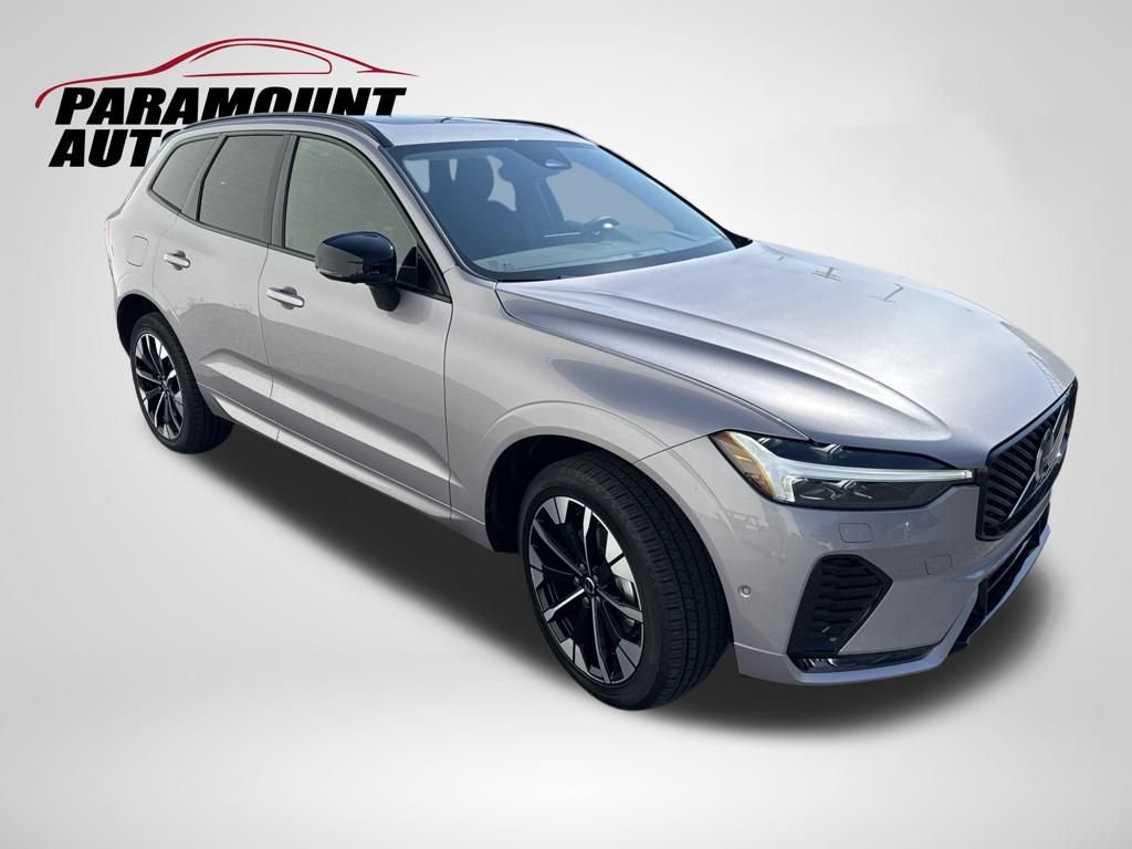 Used 2026 Volvo XC60 B5 Plus w/ Protection Package Premier AWD/4WD image 3