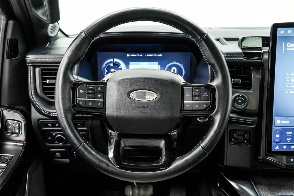 Used 2022 Ford F150 Lightning Platinum image 21