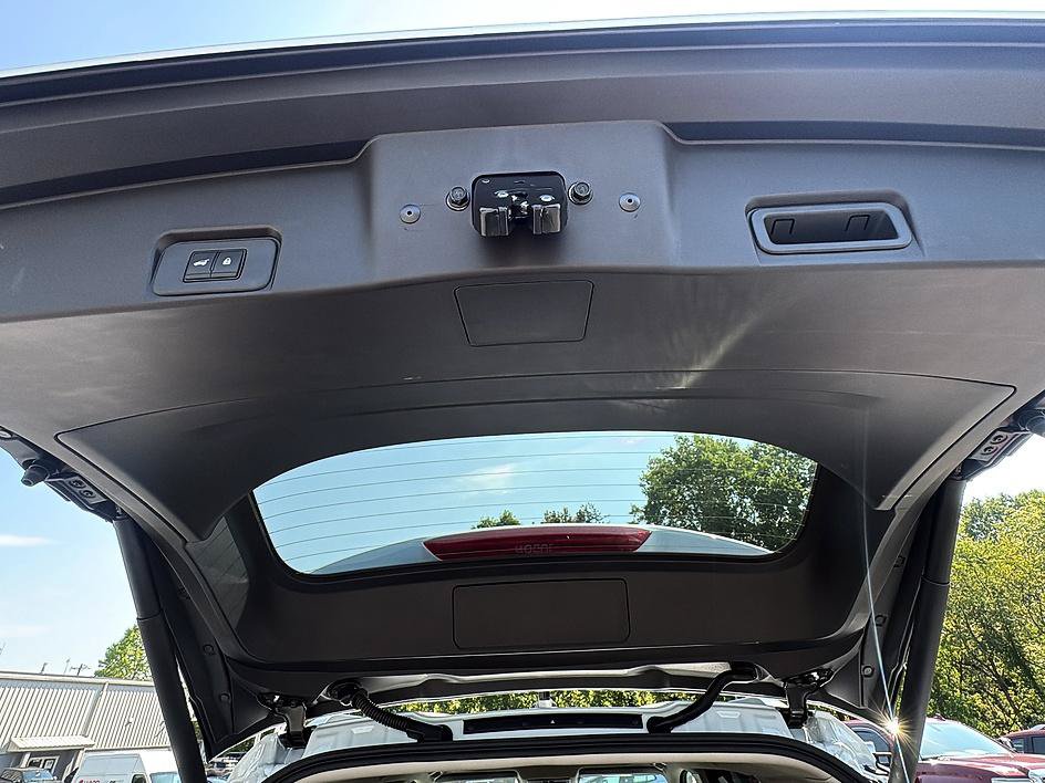 Certified 2026 Nissan Rogue Dark Armor AWD/4WD image 49