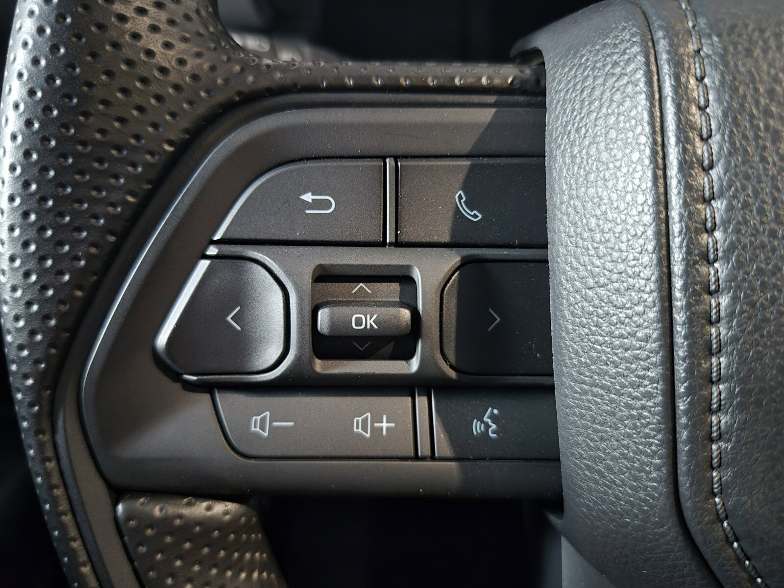 New 2026 Toyota Tacoma SR5 image 25