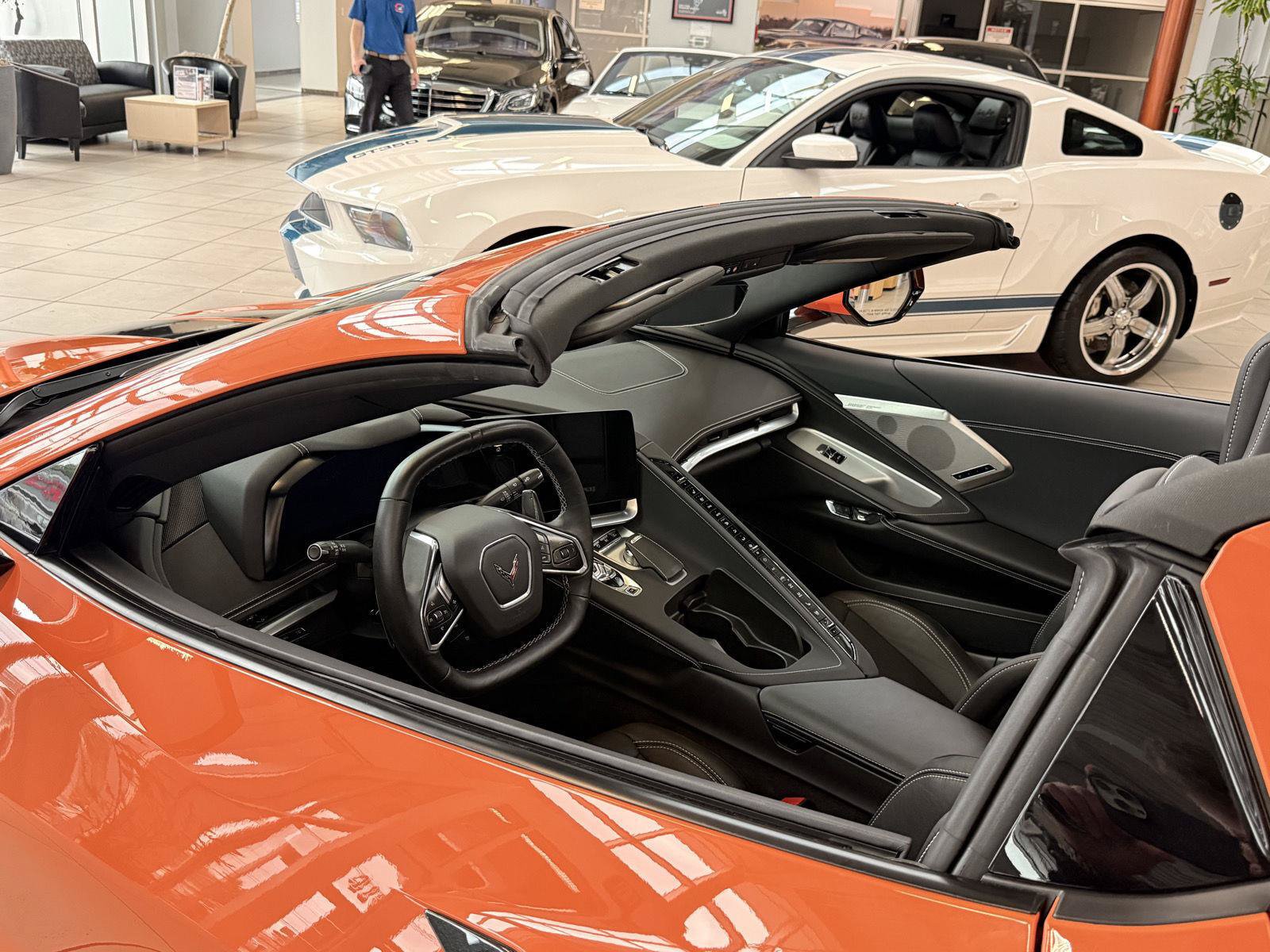 Used 2024 Chevrolet Corvette Stingray Preferred Conv w/ Z51 Performance Package RWD image 18