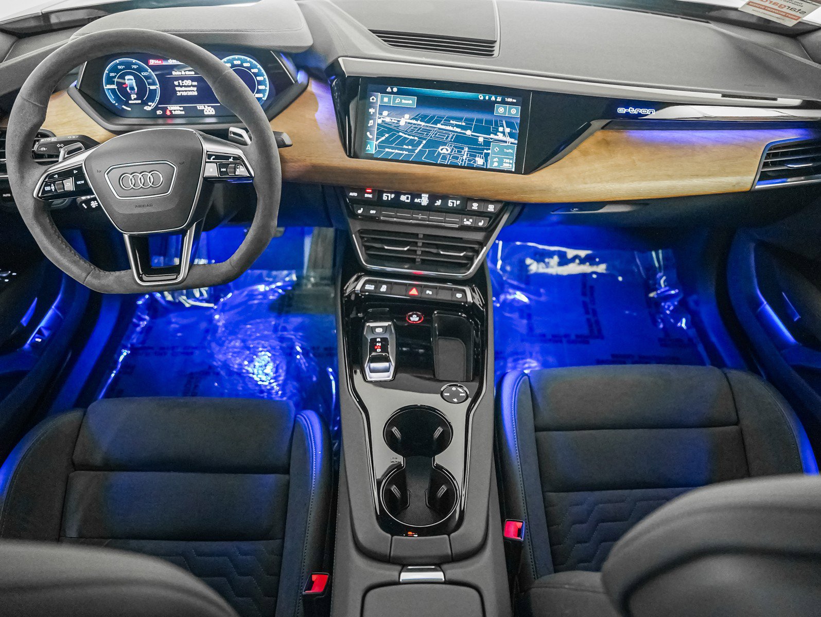 Used 2023 Audi e-tron GT Premium Plus w/ Executive Package image 11