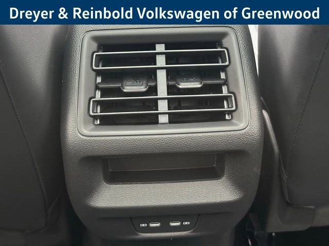 New 2026 Volkswagen Tiguan SE image 29