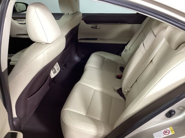 Used 2016 Lexus ES 350 w/ Premium Package w/Wood Trim FWD image 22