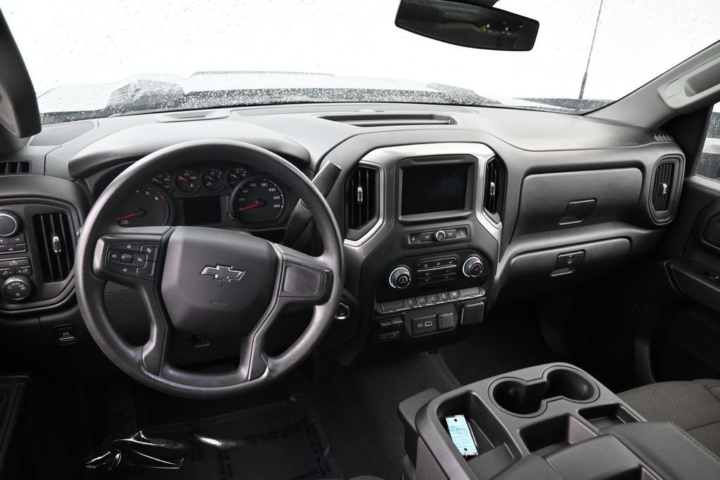 Used 2026 Chevrolet Silverado 2500 Custom w/ Custom Convenience Package AWD/4WD image 11
