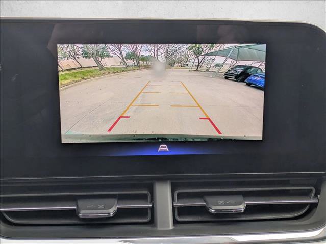 Used 2025 Chevrolet Trax LT image 13