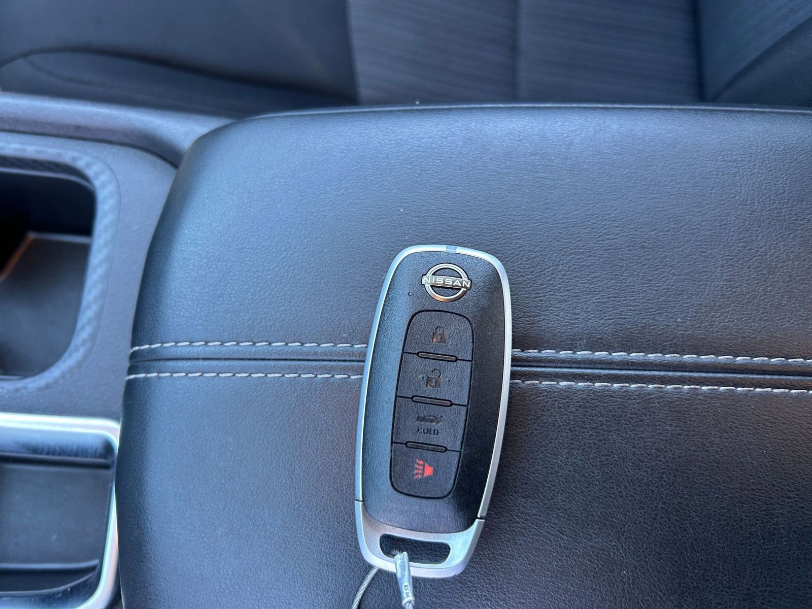 Used 2025 Nissan Sentra SV FWD image 21