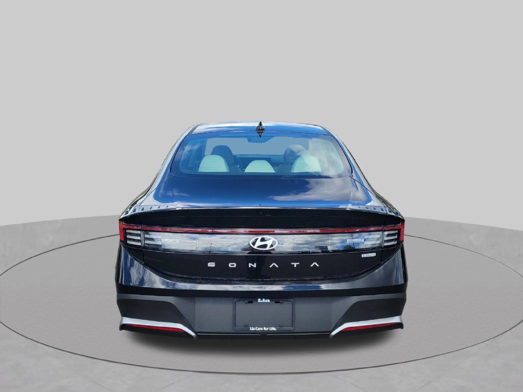 New 2026 Hyundai Sonata Blue FWD image 5