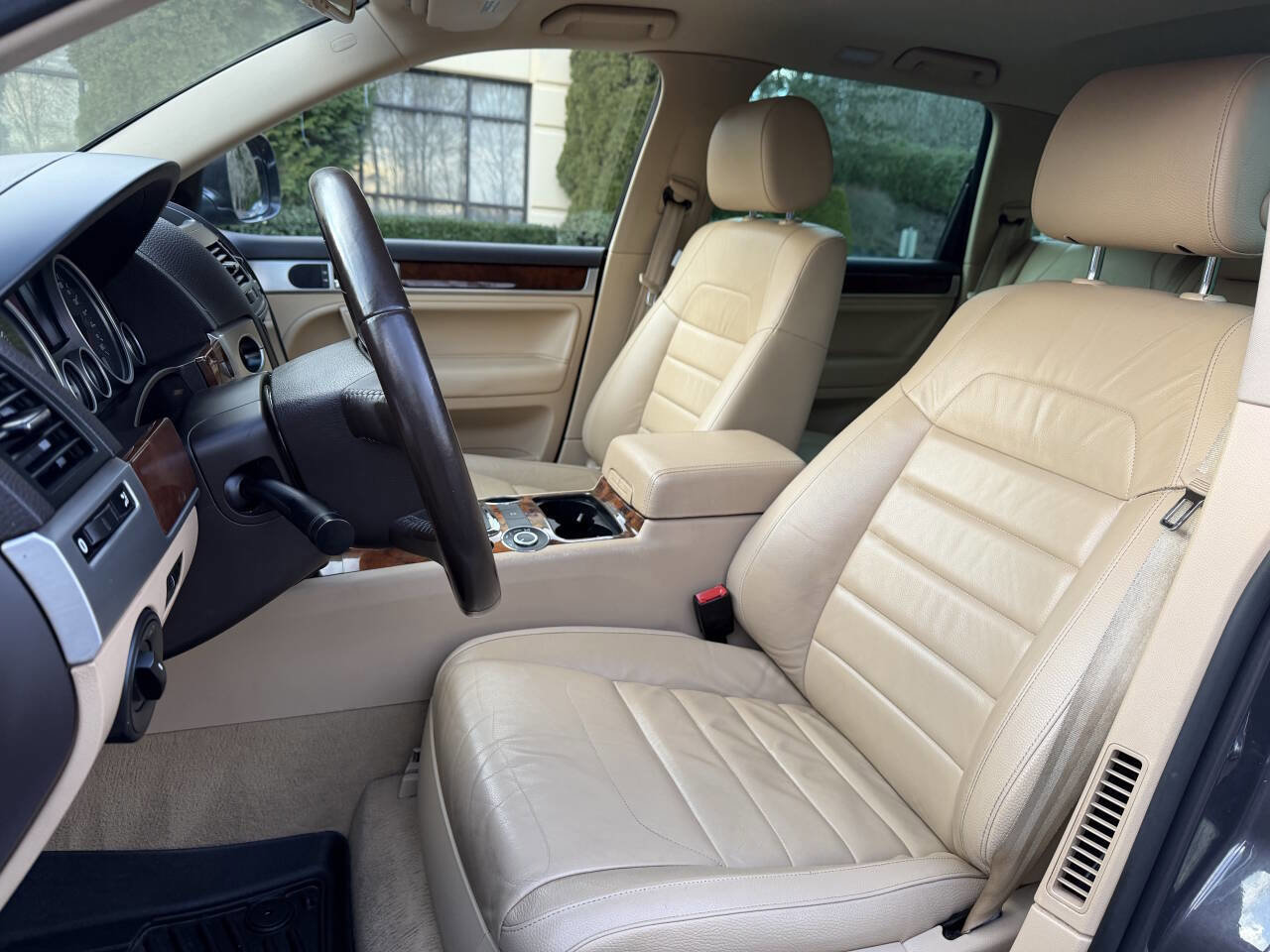 Used 2008 Volkswagen Touareg V6 image 9